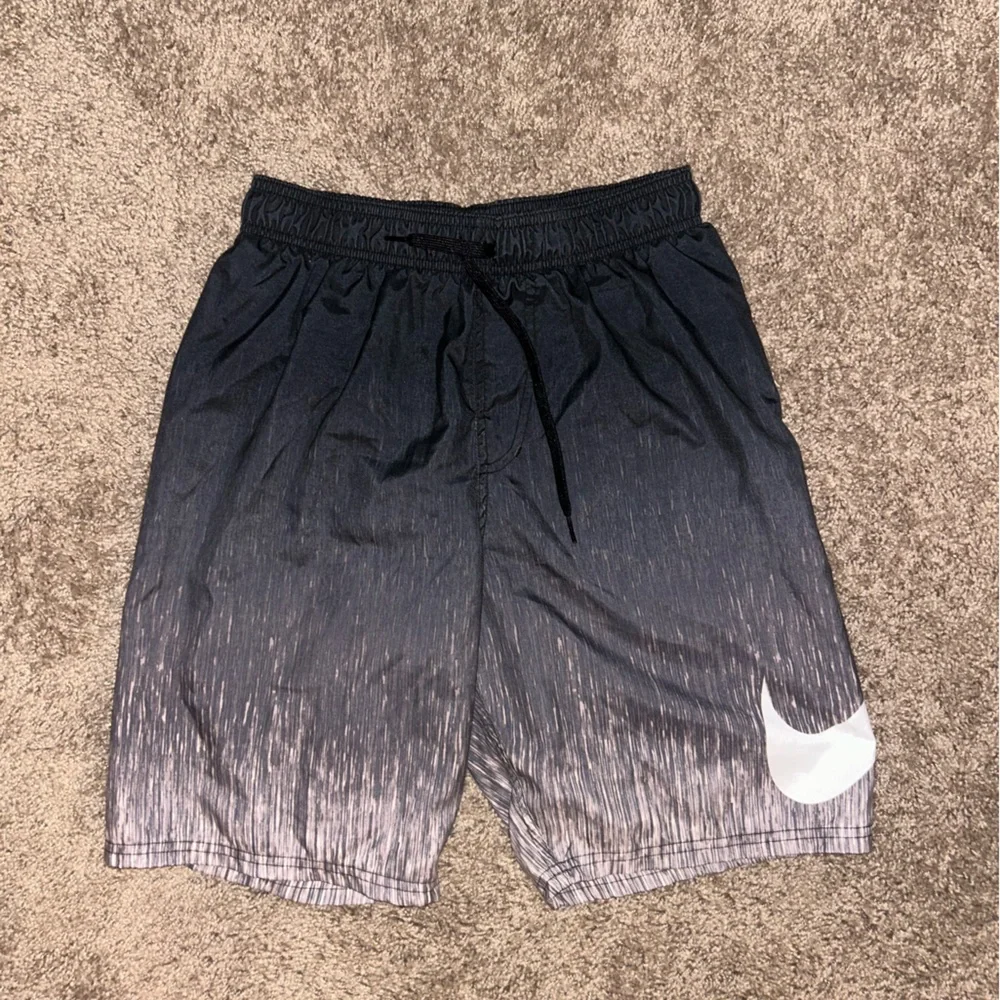Nike Men’s Black to Light Gray Gradient swim trunks